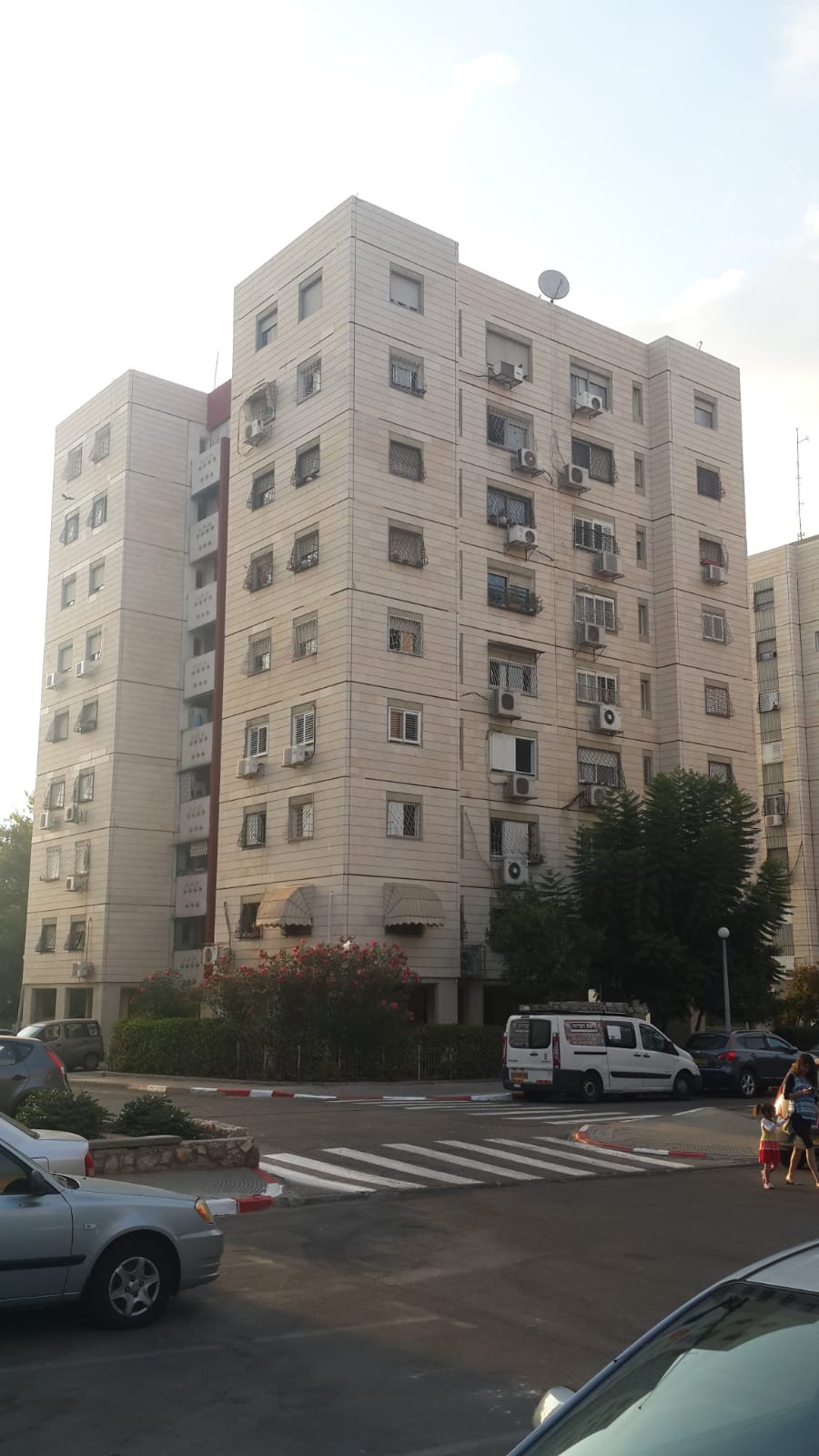 אוהלי יעקוב 11 תל אביב לפני תוספת המרפסות